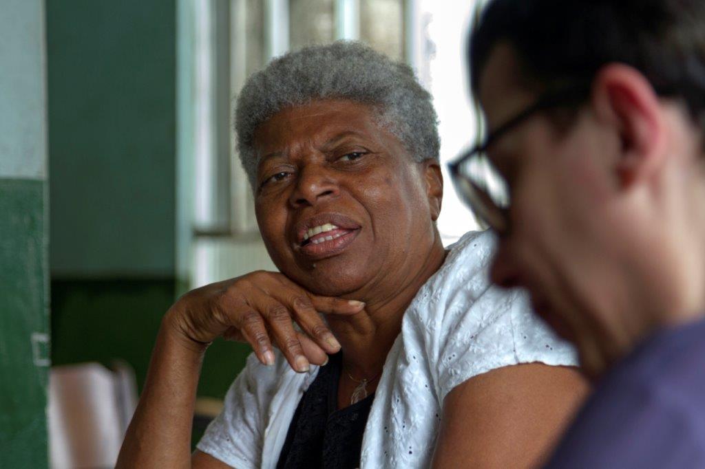 Encontro com representantes da Camtra, do Centro de Estudo Afro-Brasileiro Ironides Rodrigues, do Fórum de Juventudes do Rio de Janeiro e da Rede de Comunidades e Movimentos contra a Violência, no Rio de Janeiro. (Foto: Luiz Baltar / Acervo Fundo Brasil)