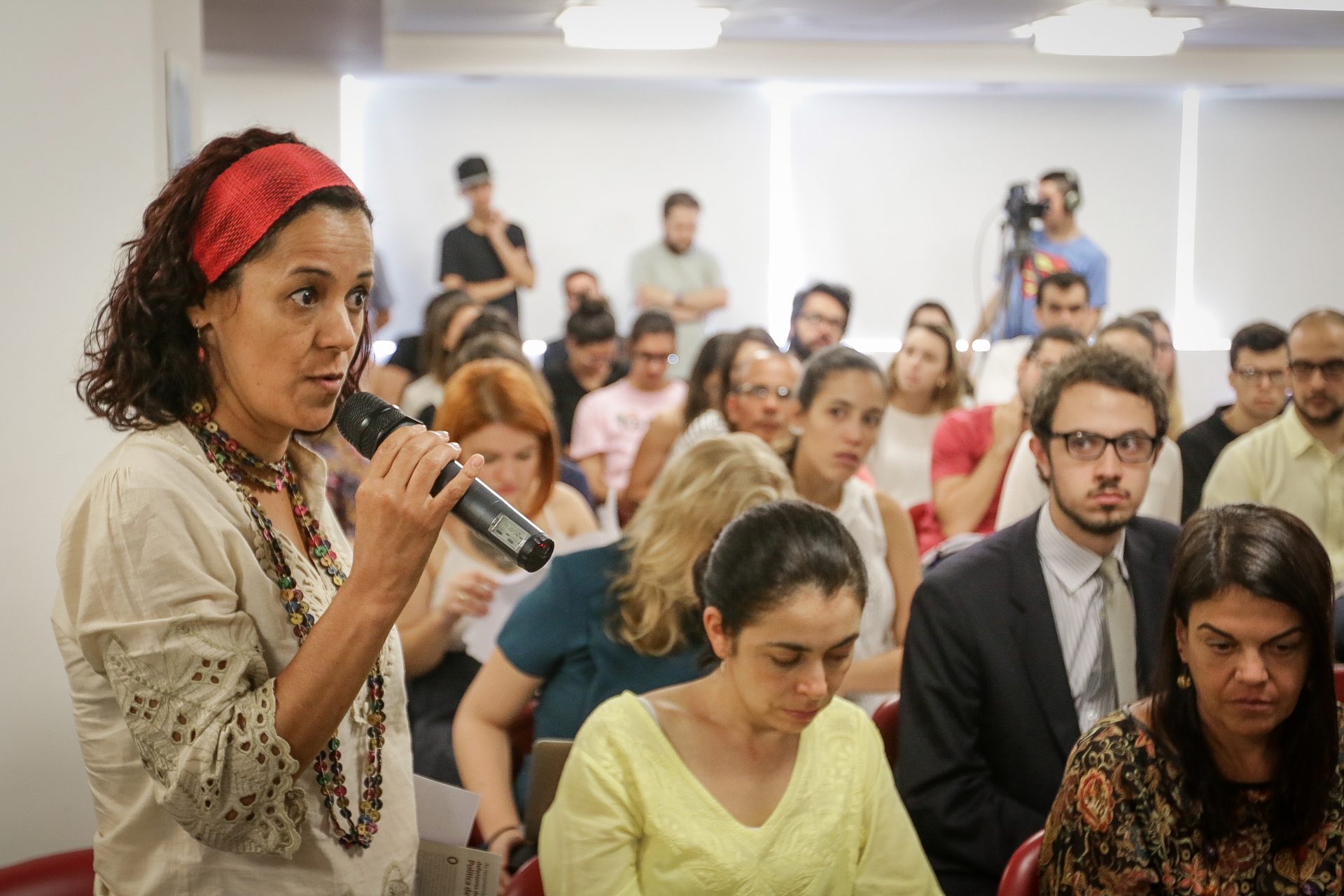 SAO PAULO, SP, BRASIL, 07-04-2016 - CONFERENCIA - LIGITANCIA ESTRATÉGICA EM DIREITOS HUMANOS - Primeira mesa com a Promotora de Justiça do Ministério Público Estadual e coordenadora do CAO Direitos Humanos (Minas Gerais), Nívia Monica da Silva; o Coordenador da Terra de Direitos e da Plataforma Dhesca (Paraná), Darci Frigo; a Juíza do Tribunal de Justiça e conselheira do Fundo Brasil de Direitos Humanos (São Paulo), Kenarik Boujikian. Mediador Jorge Eduardo Durão, Diretor-Presidente do Fundo Brasil de Direitos Humanos. (Foto: Ronny Santos)