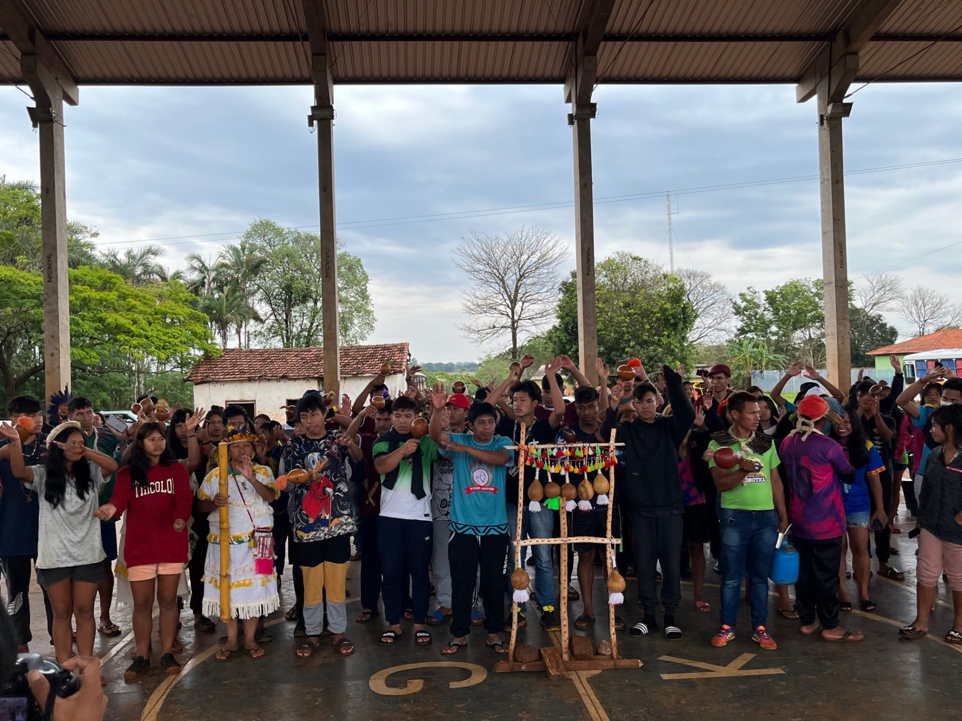 Encontro de juventude Guarani Kaiowá reúne mais de 600 indígenas no MS